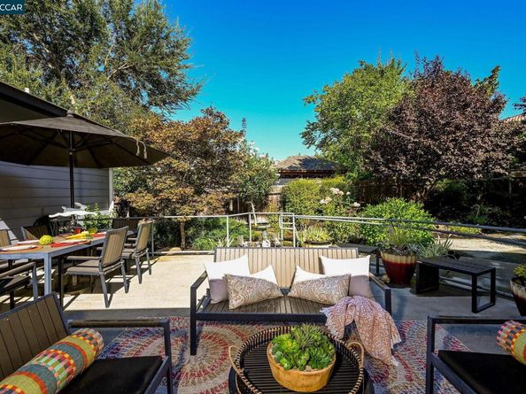 1096 Mountain View Blvd, Walnut Creek CA 94596