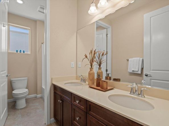 5670 El Dorado Ln, Dublin CA 94568