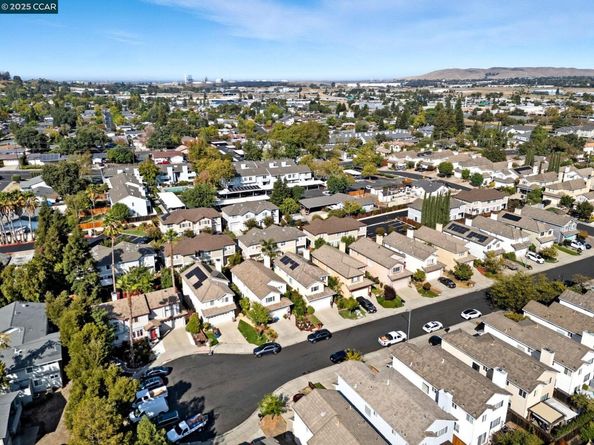 318 Bentley Ct, Pacheco CA 94553