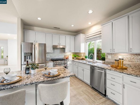 318 Bentley Ct, Pacheco CA 94553