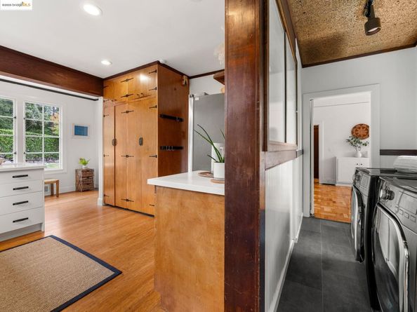 910 Indian Rock Ave, Berkeley CA 94707