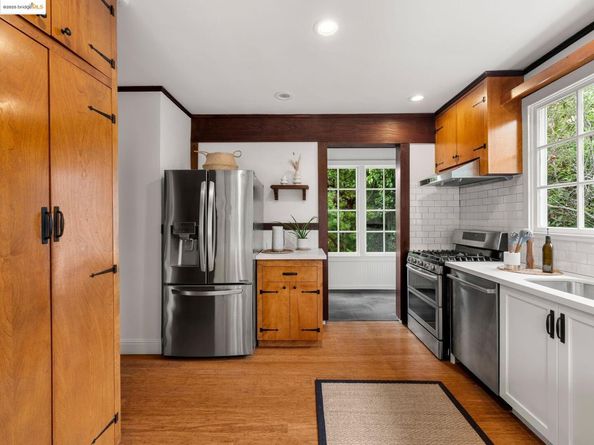 910 Indian Rock Ave, Berkeley CA 94707
