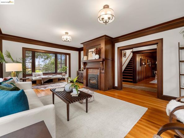 910 Indian Rock Ave, Berkeley CA 94707