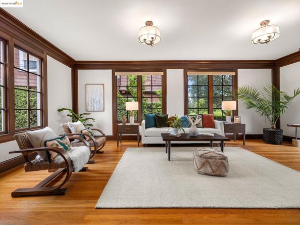 910 Indian Rock Ave, Berkeley CA 94707