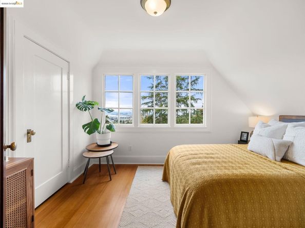 910 Indian Rock Ave, Berkeley CA 94707