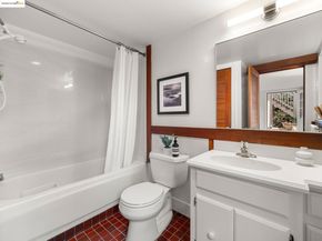 910 Indian Rock Ave, Berkeley CA 94707