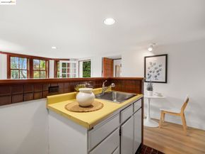 910 Indian Rock Ave, Berkeley CA 94707