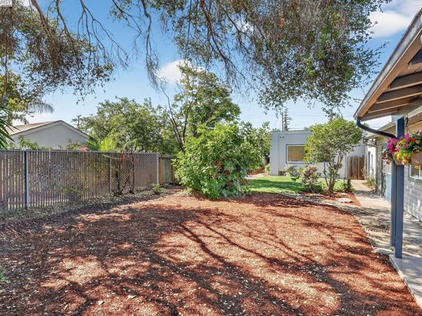 464 Kenilworth Ave, San Leandro CA 94577