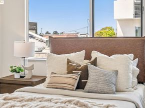 301 Liquid Sugar Dr, Emeryville CA 94608