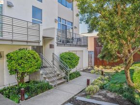 301 Liquid Sugar Dr, Emeryville CA 94608