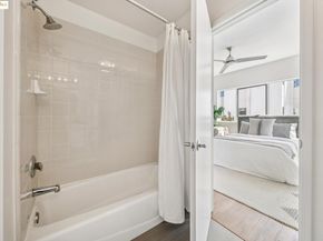 301 Liquid Sugar Dr, Emeryville CA 94608
