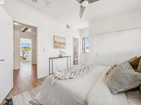301 Liquid Sugar Dr, Emeryville CA 94608