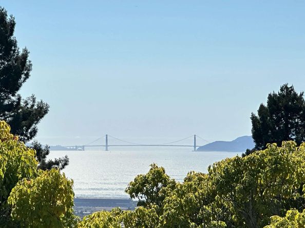 479 Vermont Ave, Berkeley CA 94707