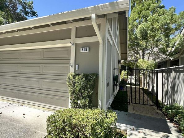 706 Lakeside Ct, Danville CA 94526