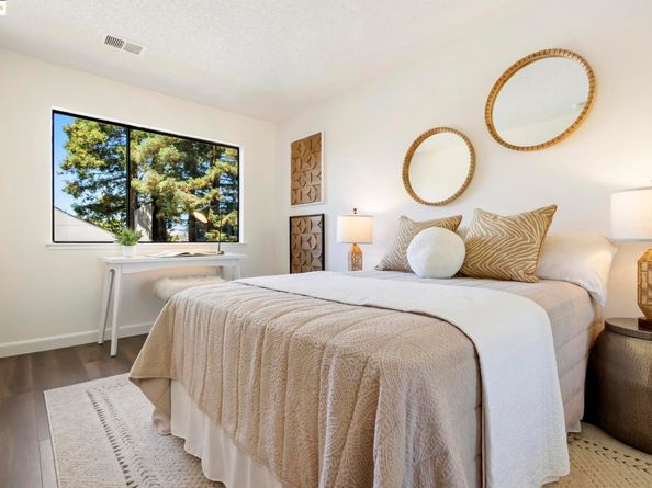 1018 Sahara Ct, Hayward CA 94541