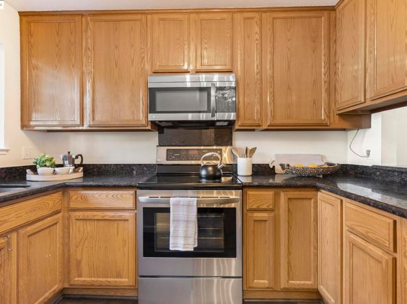 1018 Sahara Ct, Hayward CA 94541