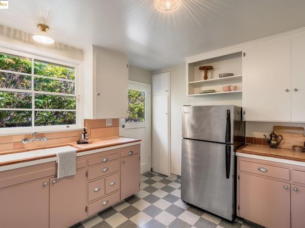 7249 Blake St., El Cerrito CA 94530