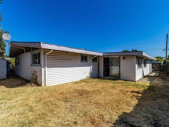 27707 La Porte Ave, Hayward CA 94545