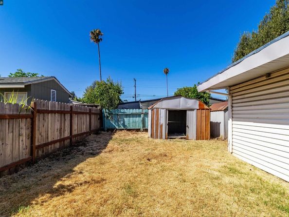 27707 La Porte Ave, Hayward CA 94545