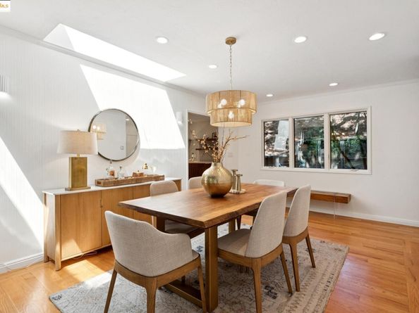 2429 Scout Rd, Oakland CA 94611