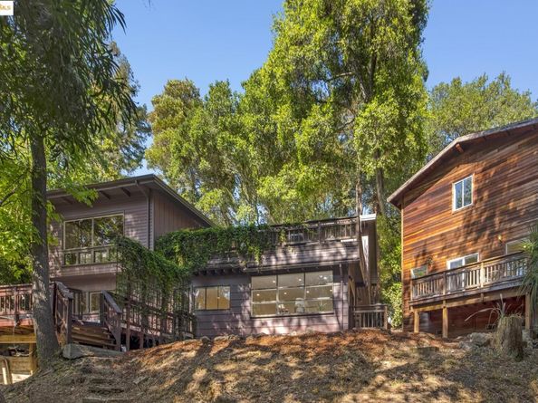 2429 Scout Rd, Oakland CA 94611