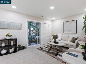 68 Emery Bay Dr, Emeryville CA 94608
