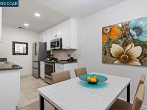 68 Emery Bay Dr, Emeryville CA 94608