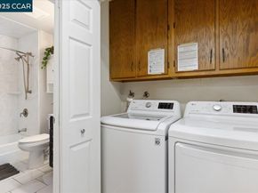 68 Emery Bay Dr, Emeryville CA 94608