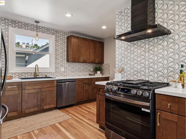 4015 Rhoda Ave, Oakland CA 94602