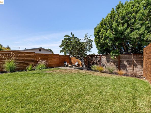 4015 Rhoda Ave, Oakland CA 94602