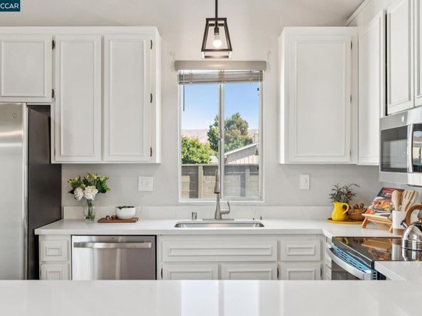 34915 Osprey Dr, Union City CA 94587
