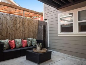 6528 Dover St, Oakland CA 94609