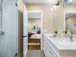 6528 Dover St, Oakland CA 94609