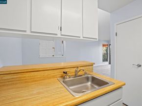 2340 Pleasant Hill Rd 1, Pleasant Hill CA 94523