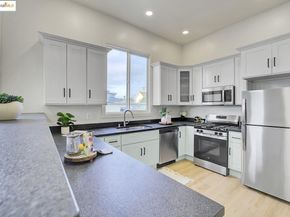 1018 Pine St, Oakland CA 94607