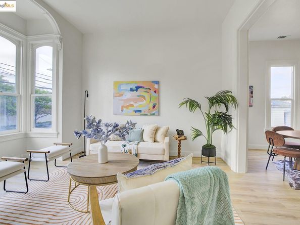 1018 Pine St, Oakland CA 94607