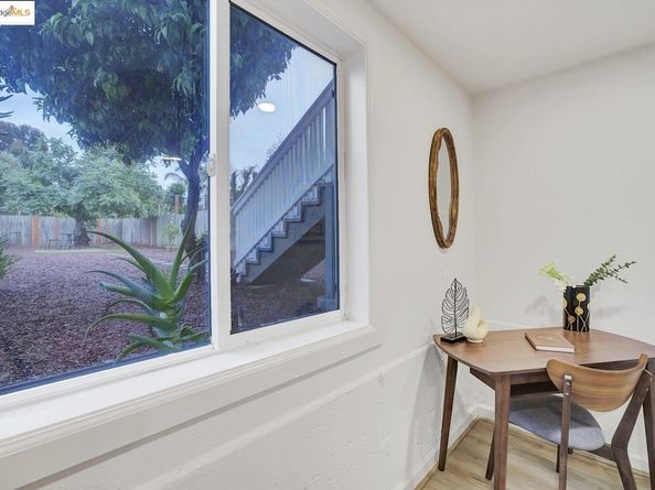 1018 Pine St, Oakland CA 94607
