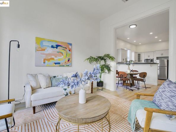 1018 Pine St, Oakland CA 94607