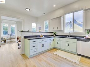 1018 Pine St, Oakland CA 94607