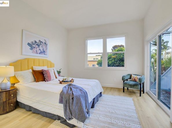 1018 Pine St, Oakland CA 94607