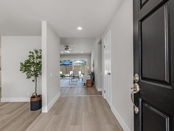 2802 Jones Gate Ct, Pleasanton CA 94566