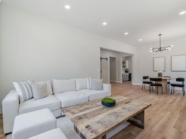 202 Sonia Way, Livermore CA 94550
