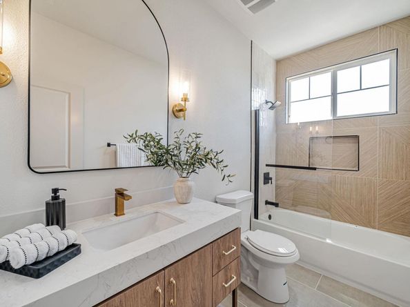 202 Sonia Way, Livermore CA 94550