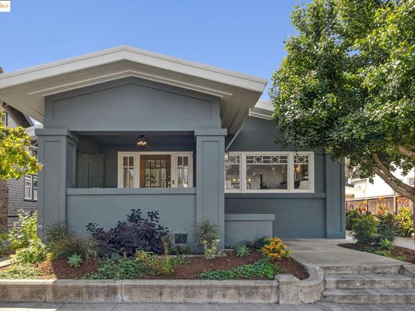 5808 Chabot Rd, Oakland CA 94618