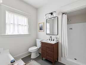 5808 Chabot Rd, Oakland CA 94618