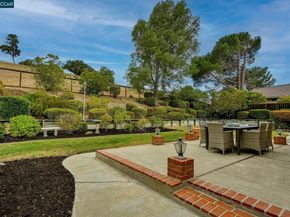 11478 Rolling Hills Dr, Dublin CA 94568