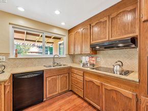 32072 Chicoine Ave, Hayward CA 94544