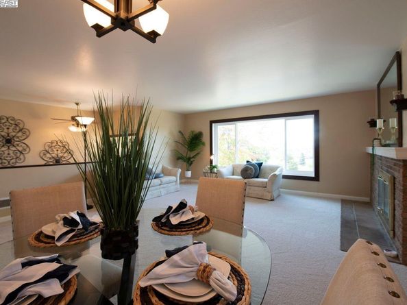 32072 Chicoine Ave, Hayward CA 94544