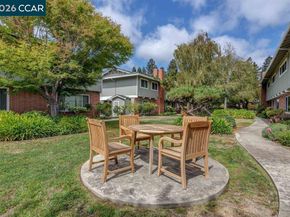 2135 Ascot Dr 13, Moraga CA 94556