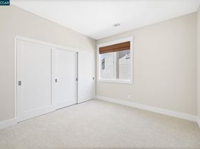 1047 Rolling Woods Way, Concord CA 94521